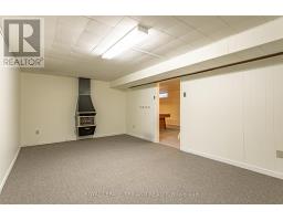 32 MAXWELL CRESCENT - 17