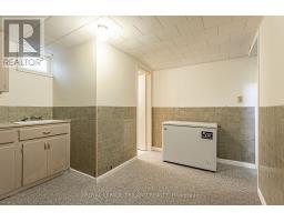 32 MAXWELL CRESCENT - 19