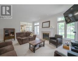 2 MANTLE PLACE - 10
