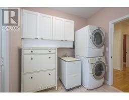 2 MANTLE PLACE - 18