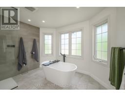 2 MANTLE PLACE - 25