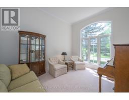 2 MANTLE PLACE - 7