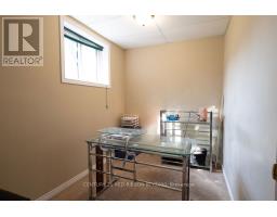 152 BEECH STREET - 26