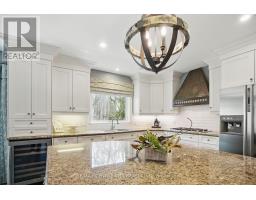 129 WYCHWOOD PLACE - 9