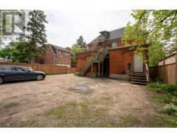 500-502 COLBORNE STREET - 31