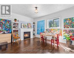 623 DUFFERIN AVENUE - 19