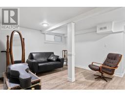 623 DUFFERIN AVENUE - 32