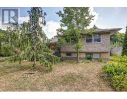 816 DALKEITH AVENUE - 3