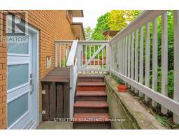 825 CLEARVIEW AVENUE - 31