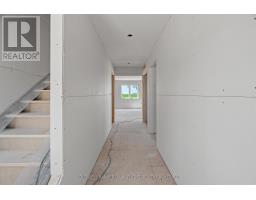 127 VICTORIA AVENUE E - 18