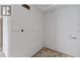 127 VICTORIA AVENUE E - 32