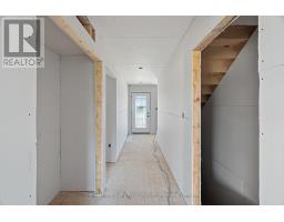 127 VICTORIA AVENUE E - 7