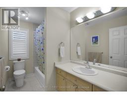 138 CHAMBERS AVENUE - 26