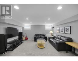 138 CHAMBERS AVENUE - 30