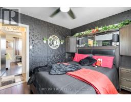 124 SUSAN AVENUE - 16