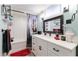 124 SUSAN AVENUE - 26