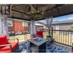 124 SUSAN AVENUE - 31