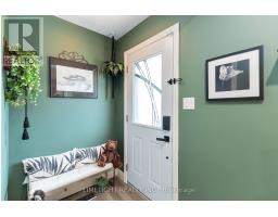 124 SUSAN AVENUE - 4