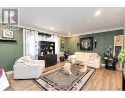 124 SUSAN AVENUE - 5
