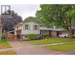17 WINDING WAY CRESCENT - 1