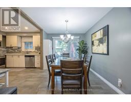 17 WINDING WAY CRESCENT - 10