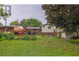 17 WINDING WAY CRESCENT - 44