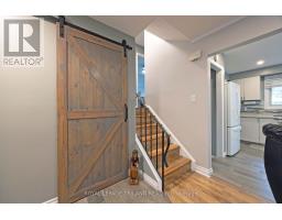 17 WINDING WAY CRESCENT - 5