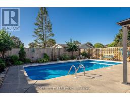 23 SNOWDON CRESCENT - 18