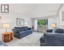 23 SNOWDON CRESCENT - 6