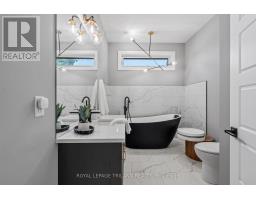 54 - 159 COLLINS WAY - 24