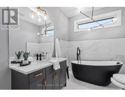 54 - 159 COLLINS WAY - 25