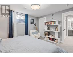 54 - 159 COLLINS WAY - 33