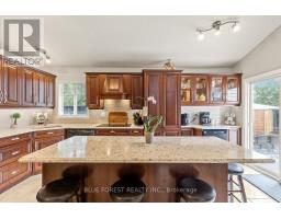 35 BOWCOTT CRESCENT - 15