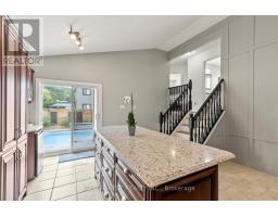 35 BOWCOTT CRESCENT - 18