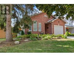 35 BOWCOTT CRESCENT - 3