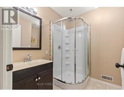 35 BOWCOTT CRESCENT - 34