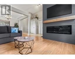 35 BOWCOTT CRESCENT - 9