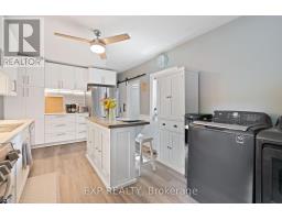 166 MEHRING AVENUE - 13