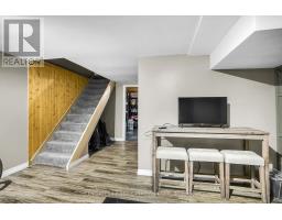 57 - 640 WONDERLAND ROAD S - 20