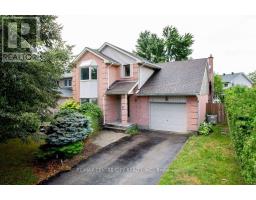 31 COLONIAL CRESCENT - 1