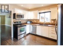 31 COLONIAL CRESCENT - 10