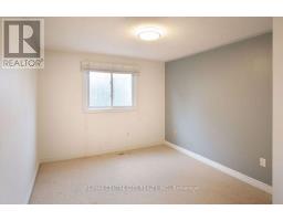 31 COLONIAL CRESCENT - 22