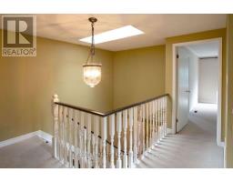31 COLONIAL CRESCENT - 28