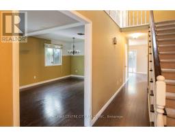31 COLONIAL CRESCENT - 4