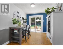 61 CHURCHILL CRESCENT - 12