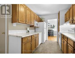 61 CHURCHILL CRESCENT - 17