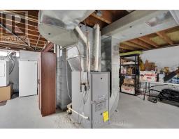 61 CHURCHILL CRESCENT - 27