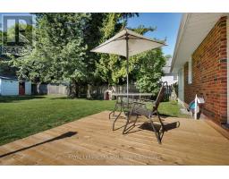 61 CHURCHILL CRESCENT - 31