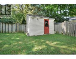 61 CHURCHILL CRESCENT - 34