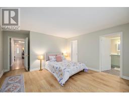 1031 GRIFFITH STREET - 11